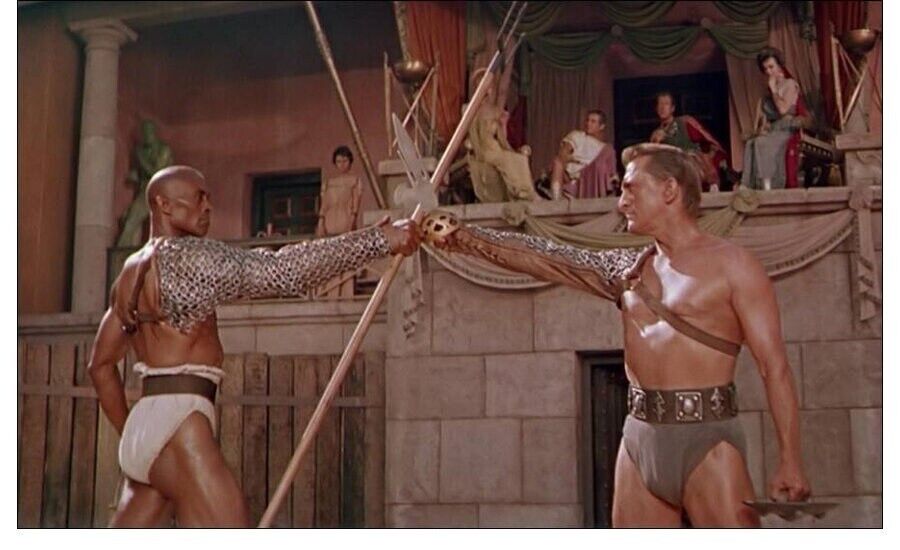 Zwei Paar Kirk Douglas Spartacus 1960 getragene Gladiatorenshorts Kostüm